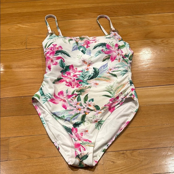 La Blance floral  mio one piece swimsuit size 8 . - Picture 1 of 8